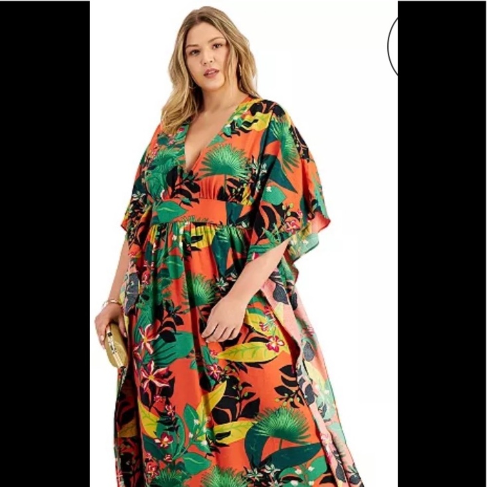 Absolutely AMAZING Cover up/Dress! New no tags